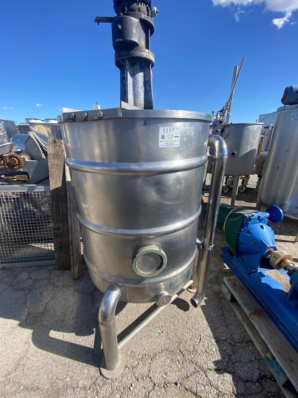 DEPÓSITO AGITADOR 500L SERPENTÍN Y HÉLICE MARINA
