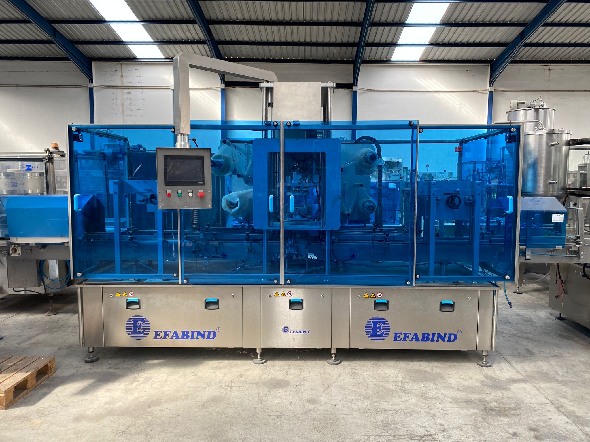 TERMOSELLADORA DE BANDEJAS EFABIND LA2-525 (3)